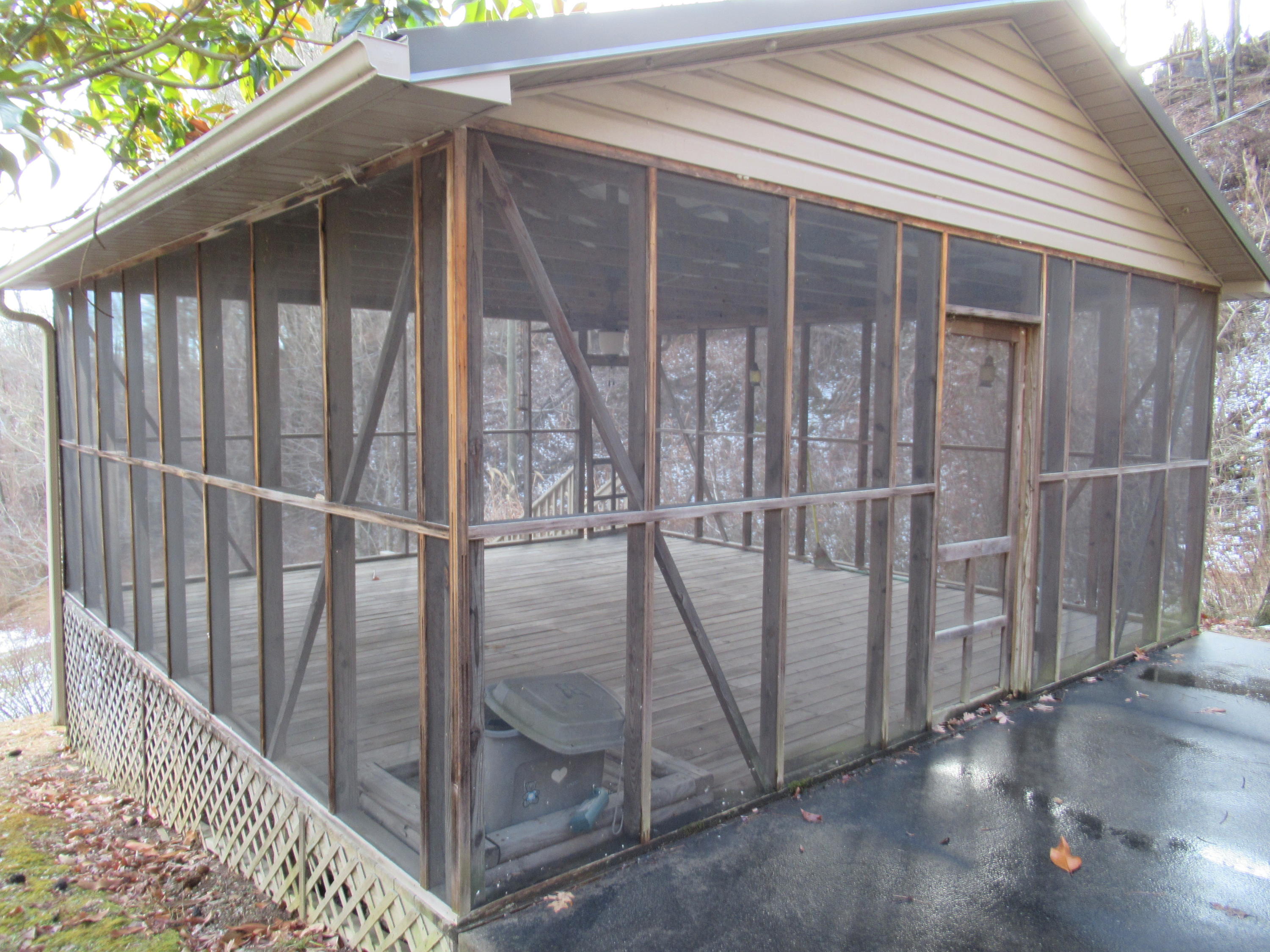 155 Will Dodd Road Jumping Branch, WV 25969 - Photo 23 of 28 Gallery Image 23