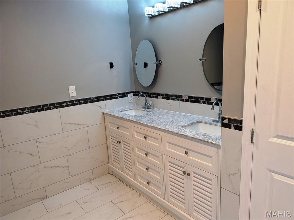 901 Silverlink Drive O'Fallon, IL 62269 - Photo 14 of 29