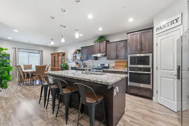 $485,000 | 2286 East Jefferson Avenue, Reedley, CA 93654