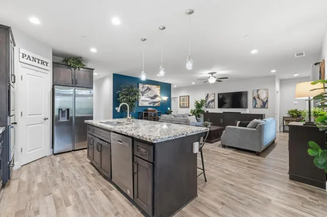 $485,000 | 2286 East Jefferson Avenue, Reedley, CA 93654