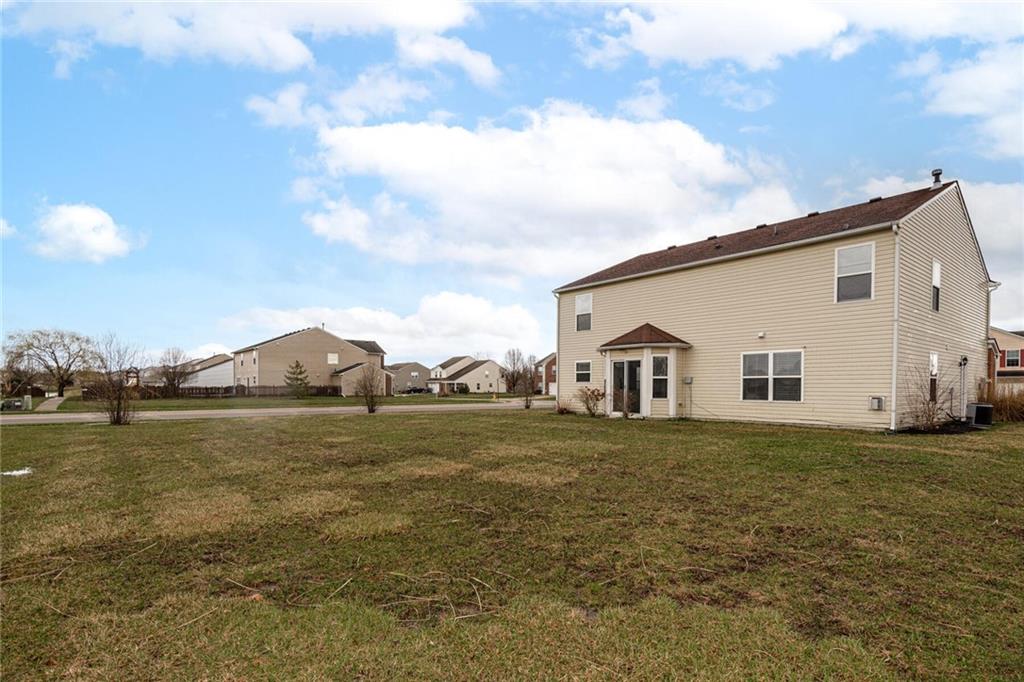 2373 Hanover Road Brownsburg, IN 46112 - Photo 4 of 20