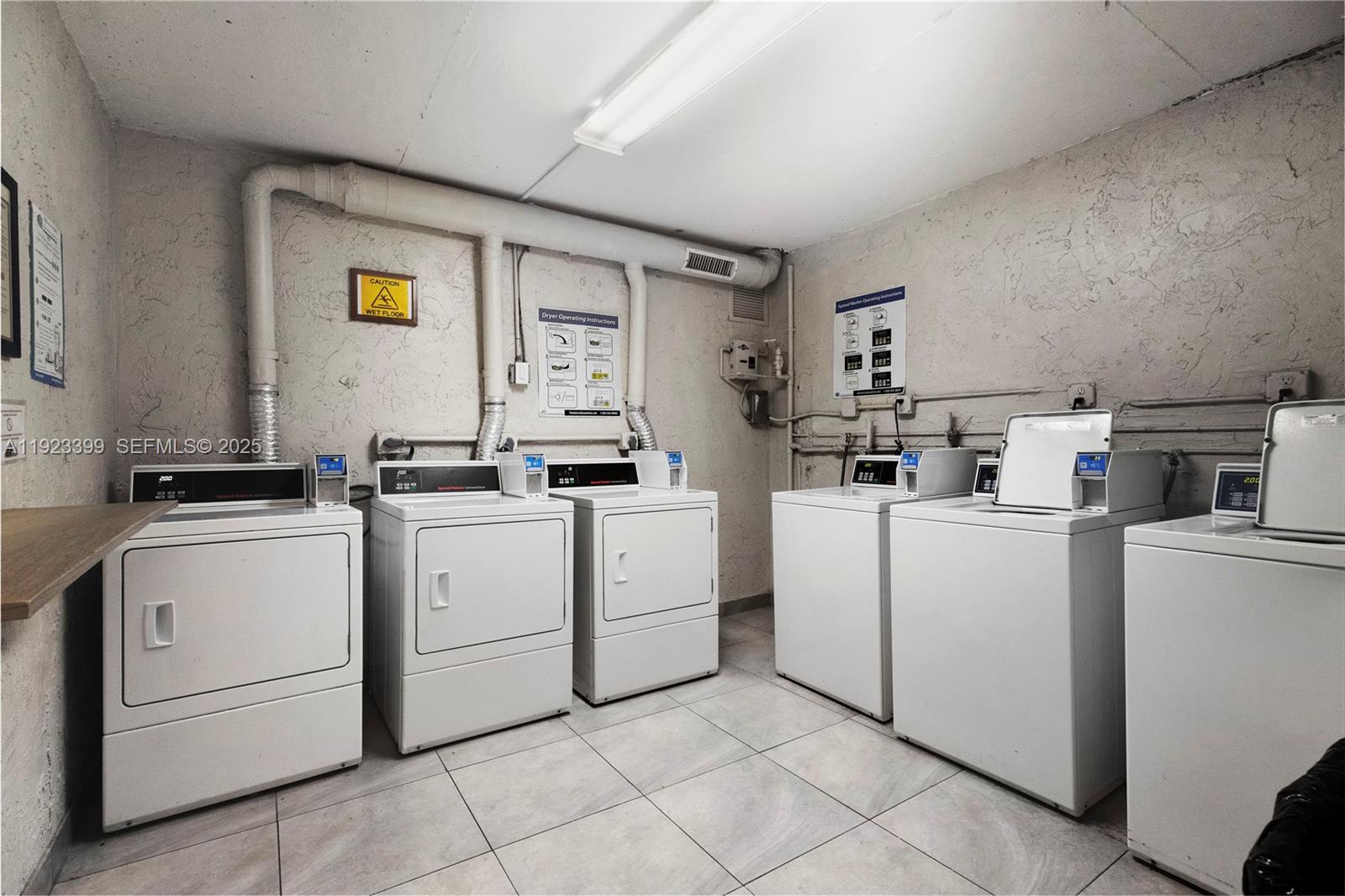 5201 Geneva Court, Unit 211 Doral, FL 33166 - Photo 25 of 33