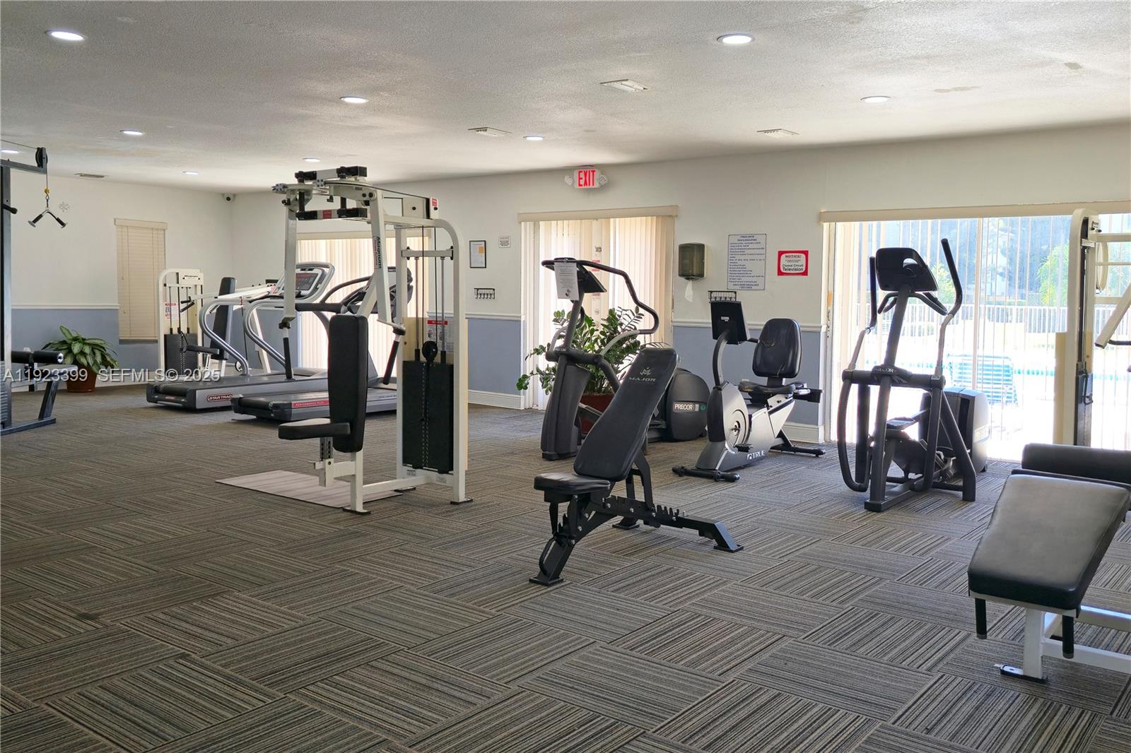 5201 Geneva Court, Unit 211 Doral, FL 33166 - Photo 30 of 33