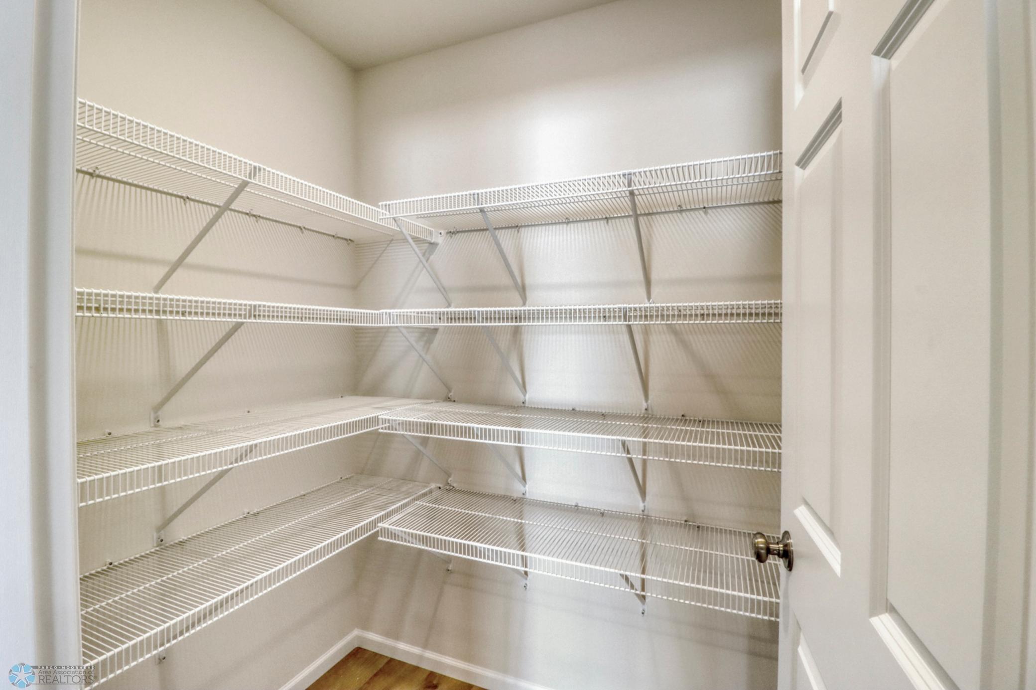 3515 18th Street South Moorhead, MN 56560 - Photo 11 of 48