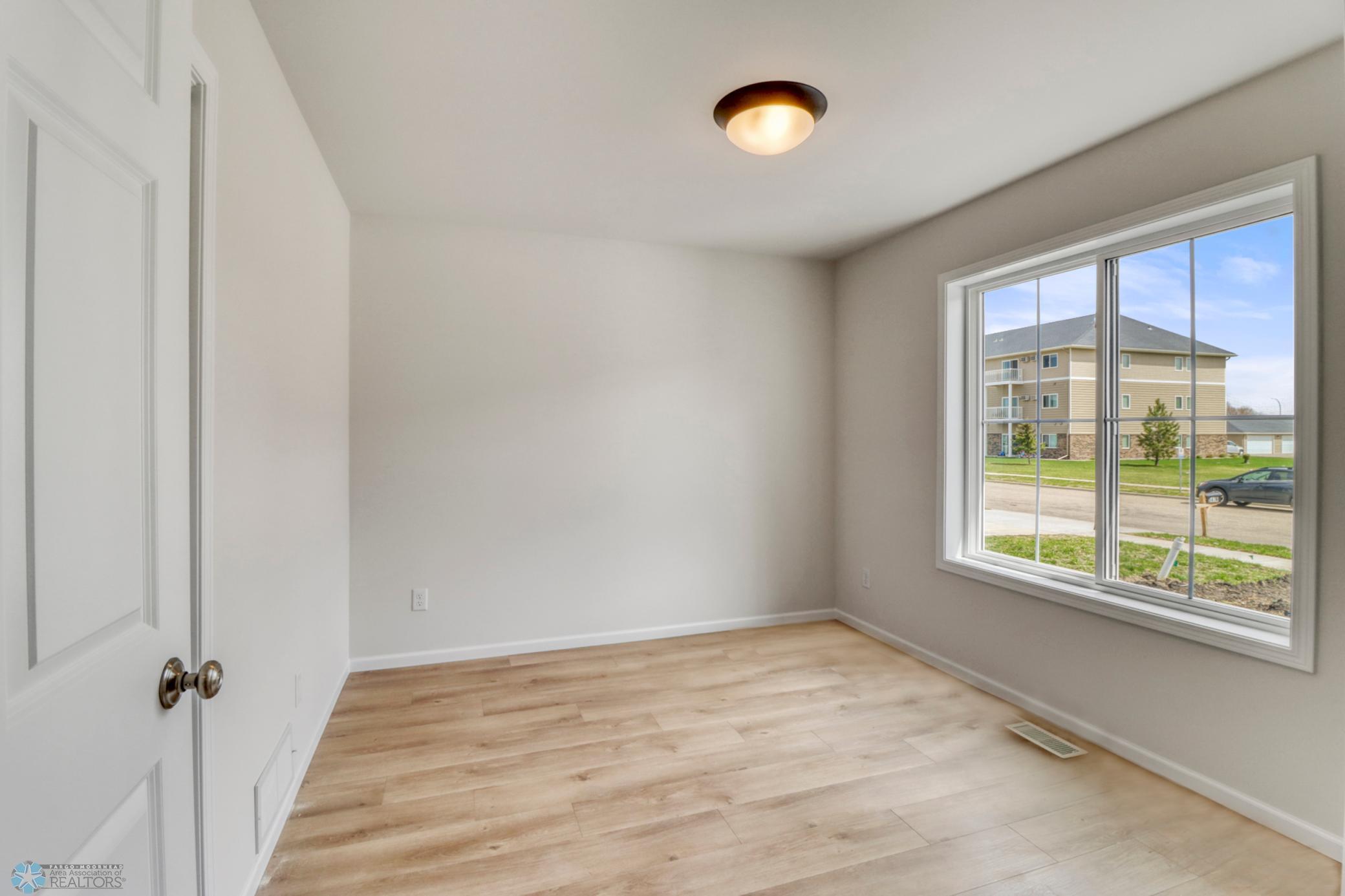 3515 18th Street South Moorhead, MN 56560 - Photo 4 of 48