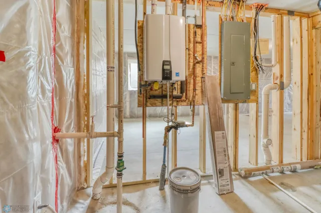 $455,000 | 3515 18th Street South, Moorhead, MN 56560