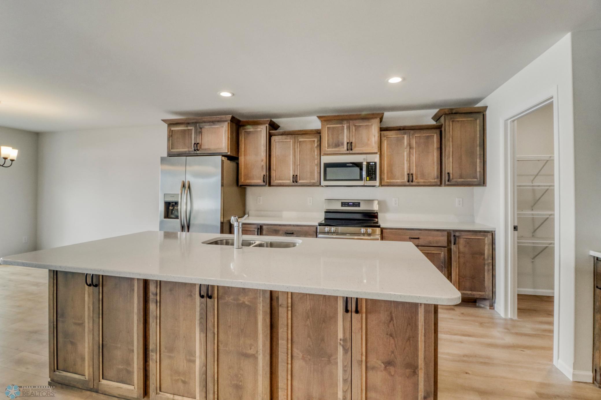 3515 18th Street South Moorhead, MN 56560 - Photo 9 of 48