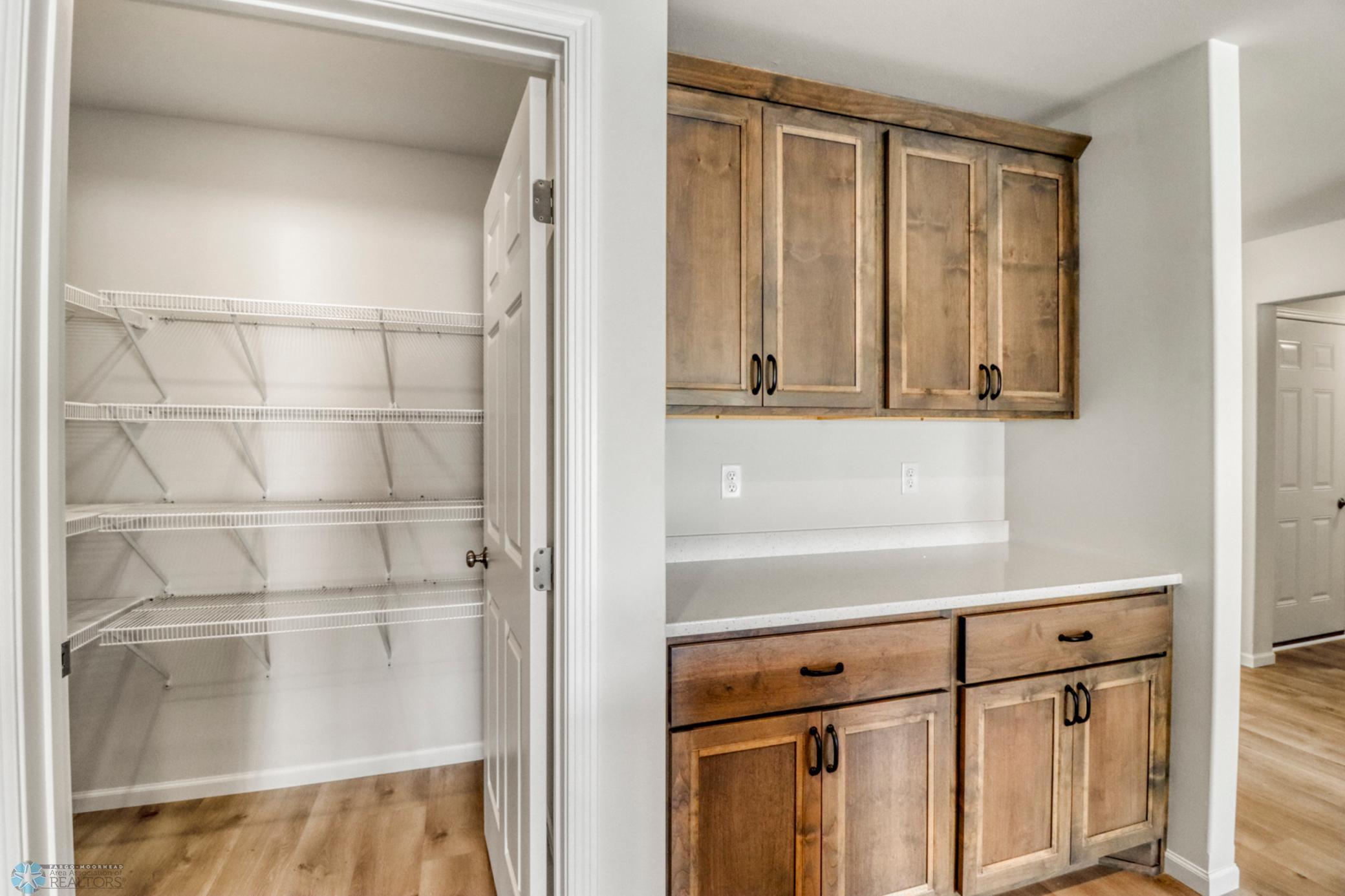 3515 18th Street South Moorhead, MN 56560 - Photo 10 of 48