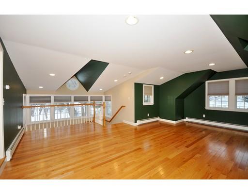 385 Concord Road Bedford, MA 01730 - Photo 2 of 22 Gallery Image 2