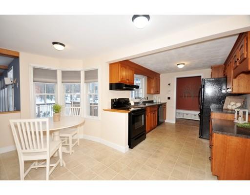 385 Concord Road Bedford, MA 01730 - Photo 4 of 22 Gallery Image 4