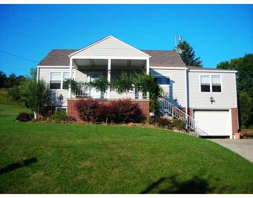 22 Munce Road Washington, PA 15301 - Photo 1 of 8 Exterior Front.