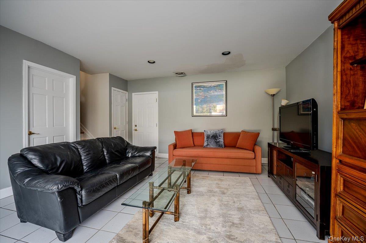 821 Channel Road Long Beach, NY 11561 - Photo 11 of 17