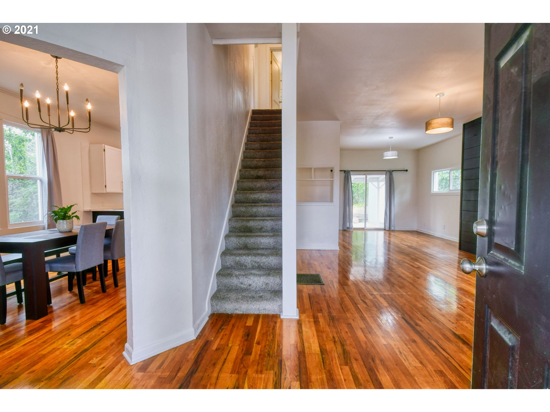 720 South Main Street Pendleton, OR 97801 - Photo 3 of 29