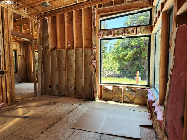 $565,000 | 41930 Old Mill Road, Port Orford, OR 97465