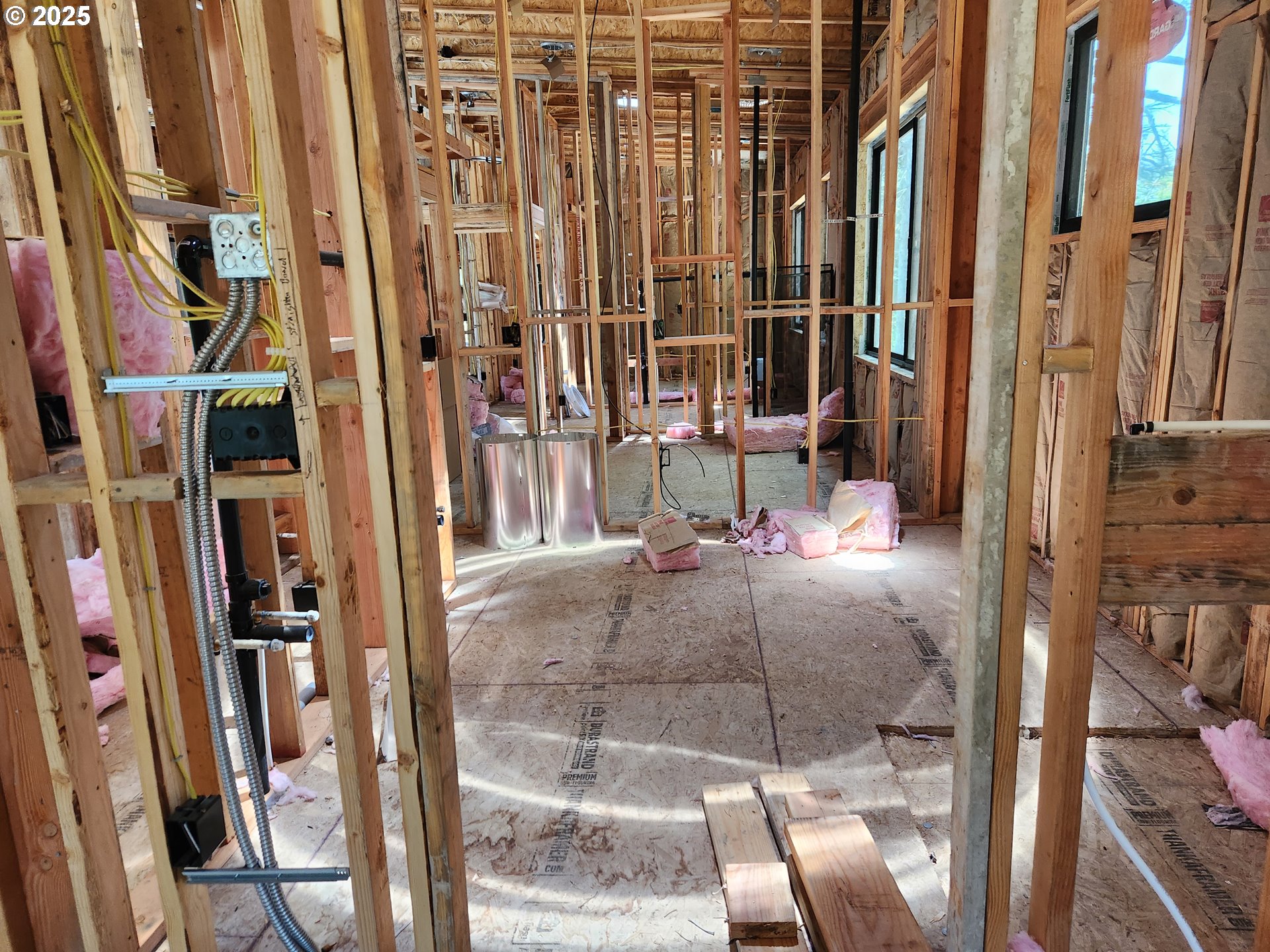 41930 Old Mill Road Port Orford, OR 97465 - Photo 20 of 32 Primary Bedroom