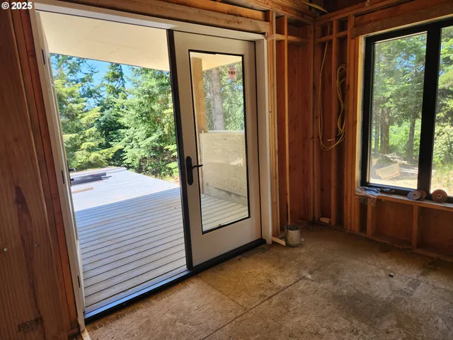 $565,000 | 41930 Old Mill Road, Port Orford, OR 97465