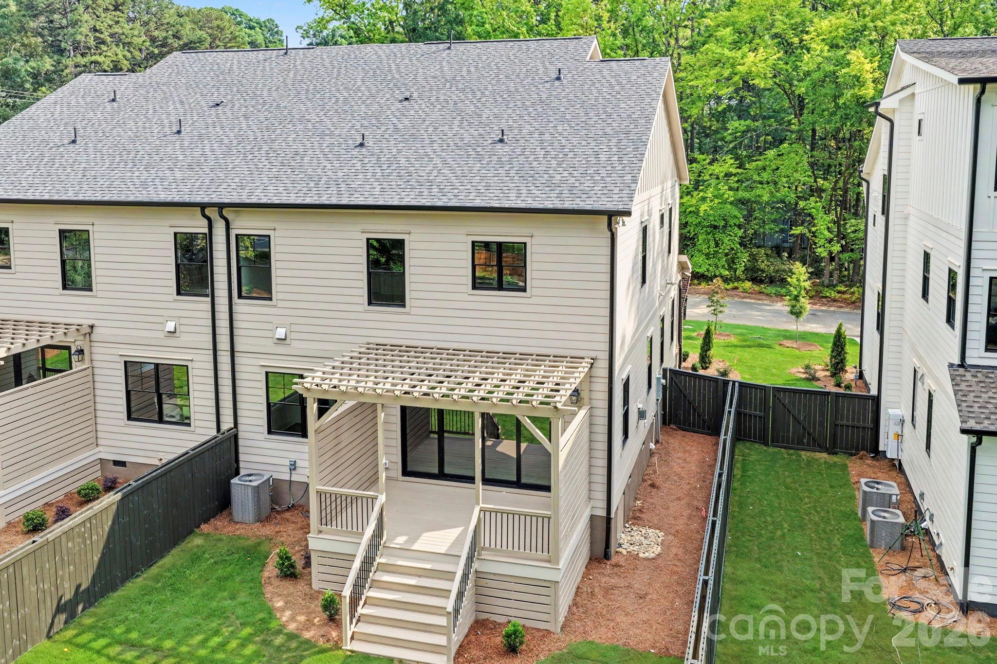 5967 Gate Post Road Charlotte, NC 28211 - Photo 33 of 36 Gallery Image 33