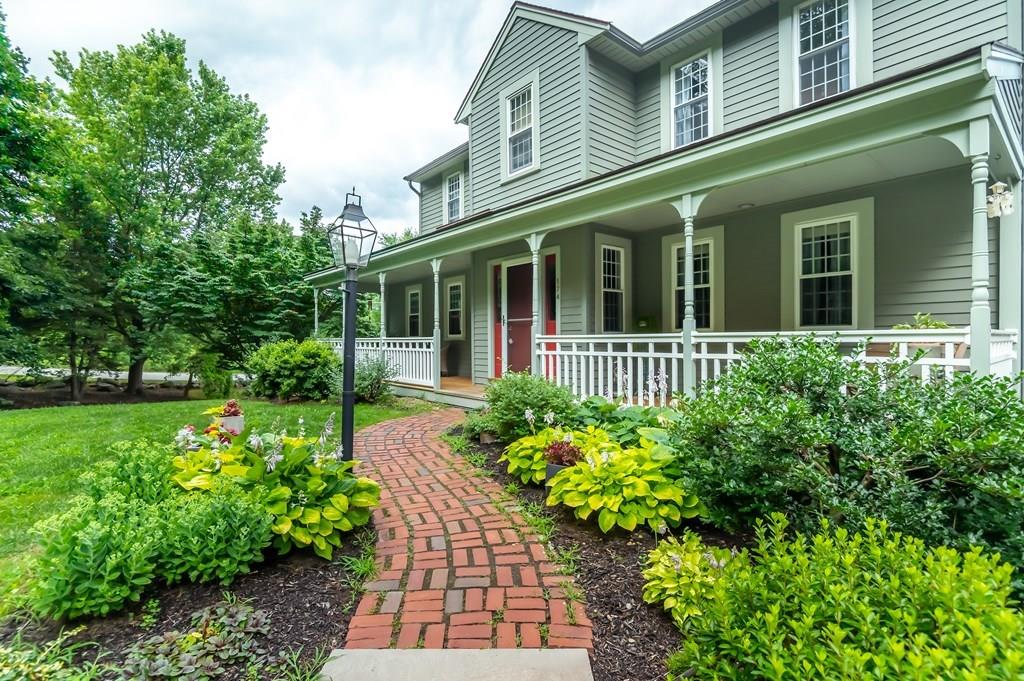 174 Haggetts Pond Road Andover, MA 01810 - Photo 3 of 41