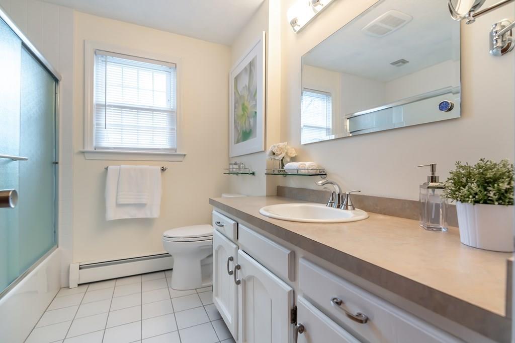 174 Haggetts Pond Road Andover, MA 01810 - Photo 34 of 41