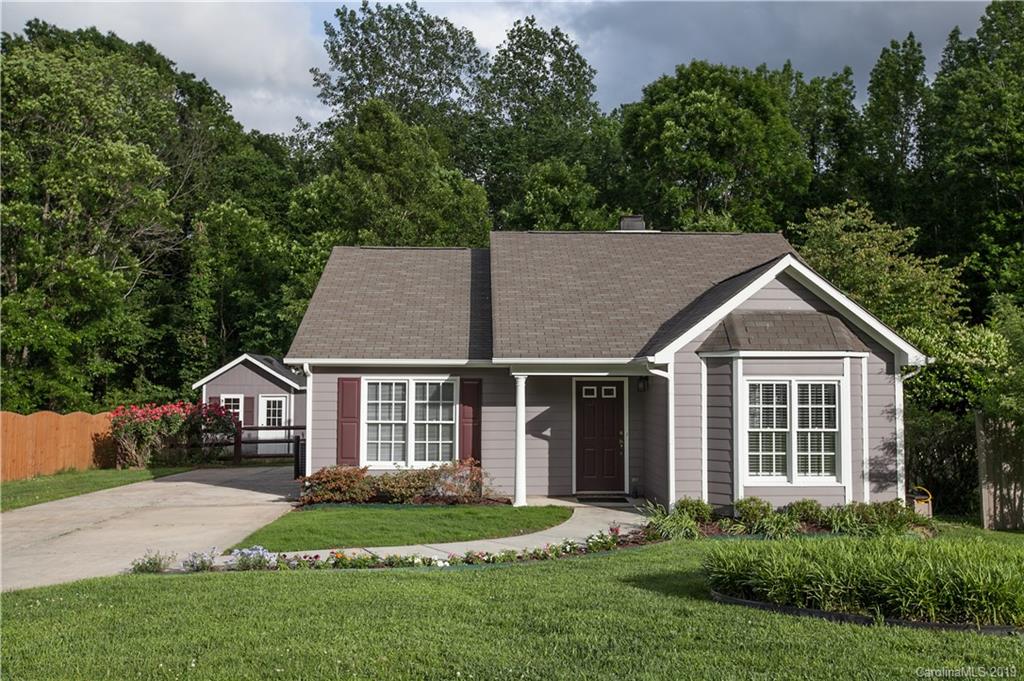7712 Trotter Road Charlotte, NC 28216 - Photo 1 of 17 Gallery Image 1