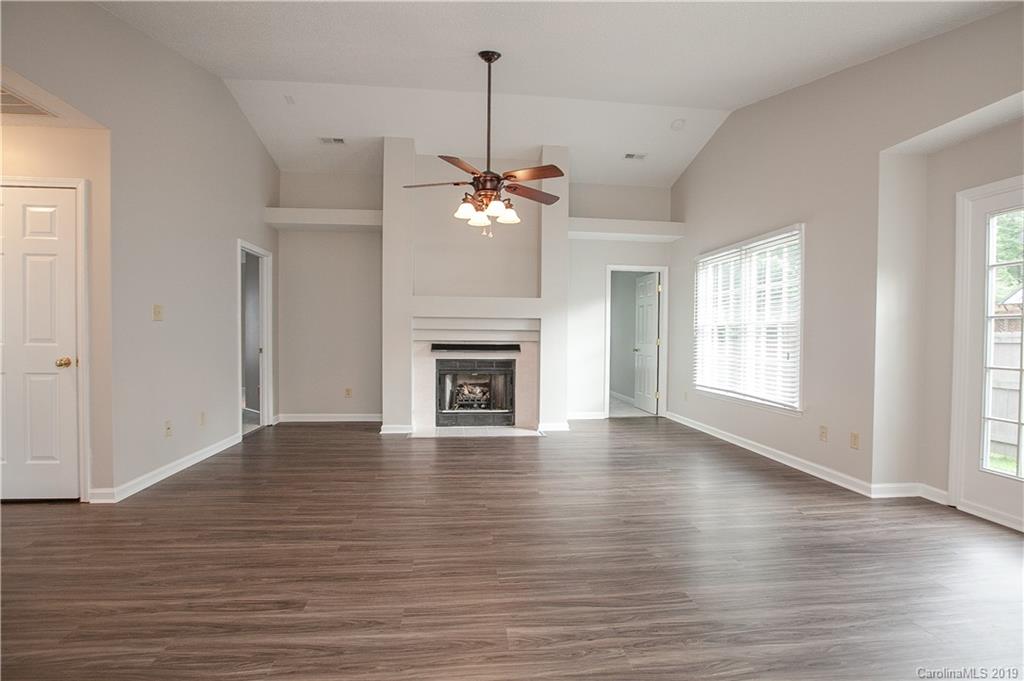 7712 Trotter Road Charlotte, NC 28216 - Photo 2 of 17 Gallery Image 2