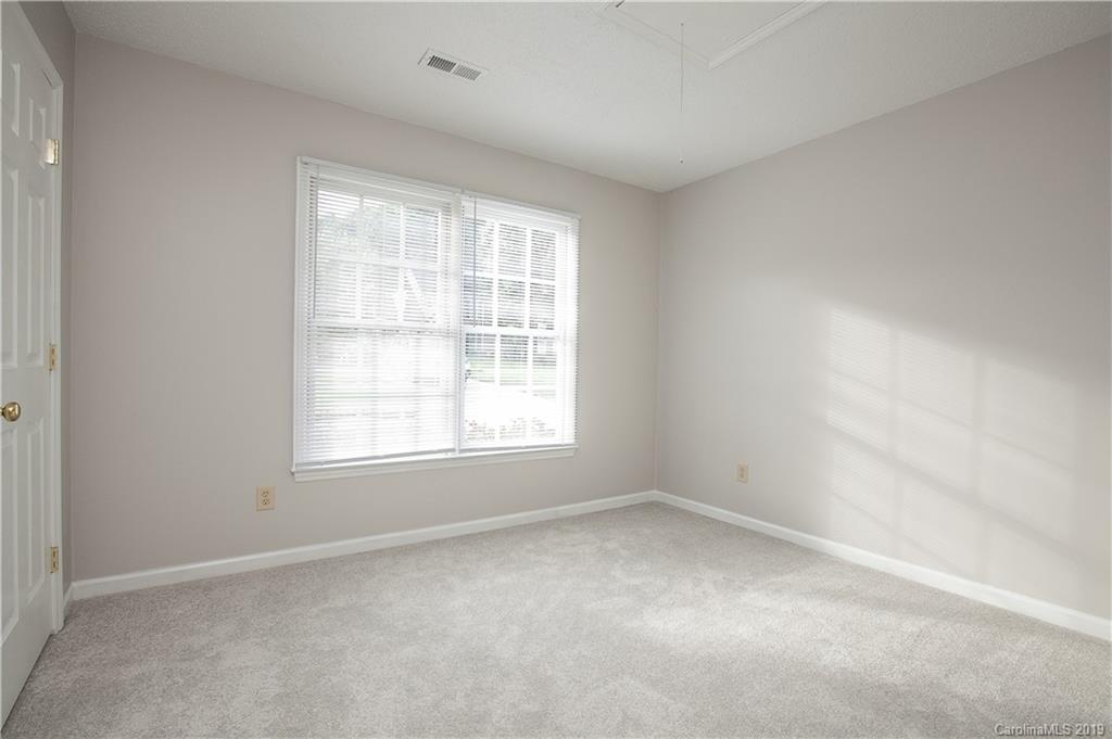 7712 Trotter Road Charlotte, NC 28216 - Photo 11 of 17 Gallery Image 11