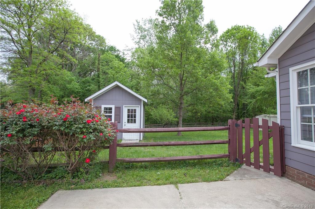 7712 Trotter Road Charlotte, NC 28216 - Photo 15 of 17 Gallery Image 15