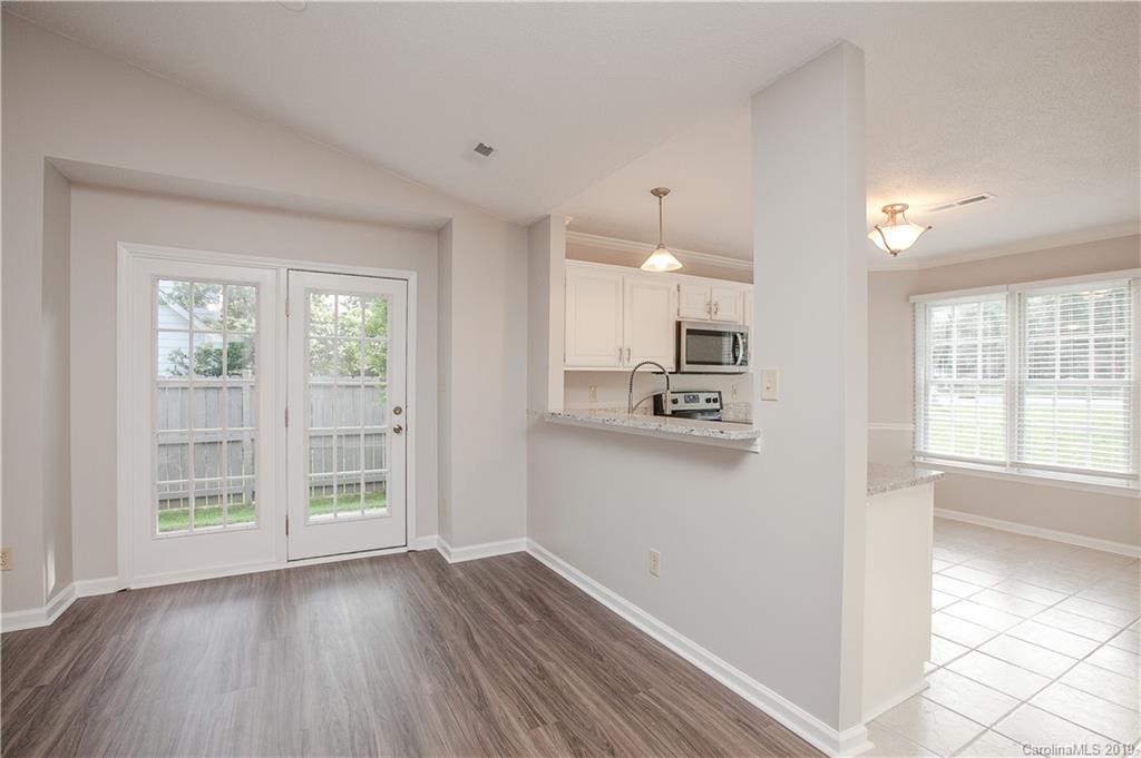 7712 Trotter Road Charlotte, NC 28216 - Photo 5 of 17 Gallery Image 5