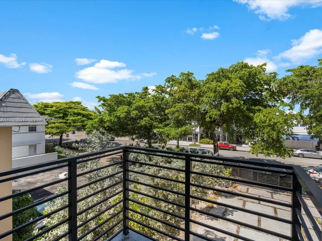 $6,000 | 1134 71st Street, Unit 3, Miami Beach, FL 33141