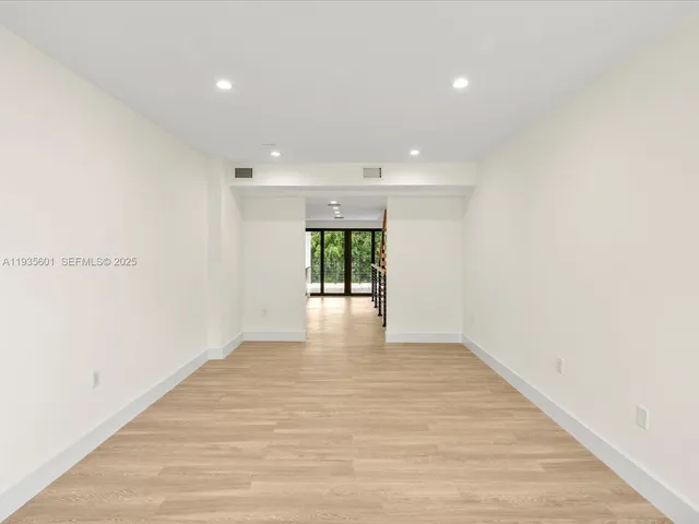 $6,000 | 1134 71st Street, Unit 3, Miami Beach, FL 33141