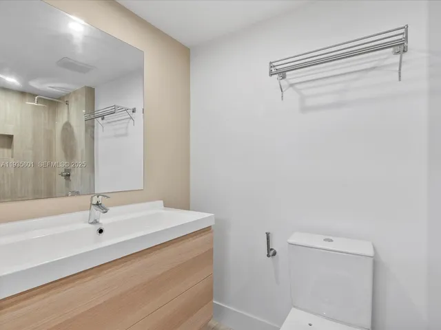 $6,000 | 1134 71st Street, Unit 3, Miami Beach, FL 33141