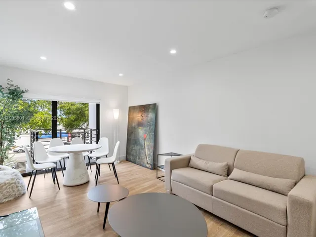 $6,000 | 1134 71st Street, Unit 3, Miami Beach, FL 33141