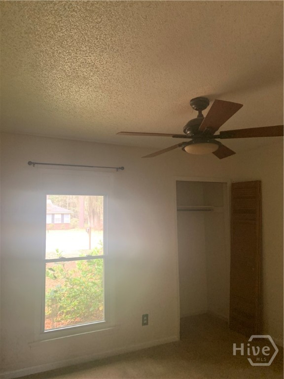 432 Edgewater Road Savannah, GA 31406 - Photo 2 of 14