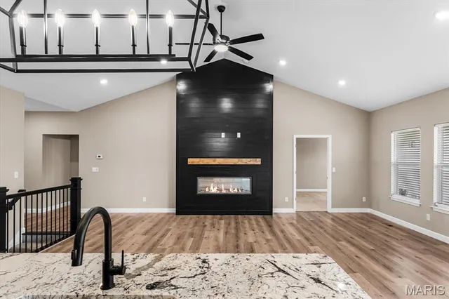 $438,800 | 828 Applewood Creek Drive, Fairview Heights, IL 62208