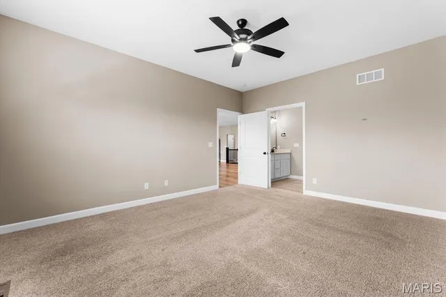 $438,800 | 828 Applewood Creek Drive, Fairview Heights, IL 62208