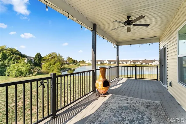 $438,800 | 828 Applewood Creek Drive, Fairview Heights, IL 62208