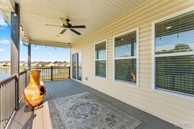 $438,800 | 828 Applewood Creek Drive, Fairview Heights, IL 62208