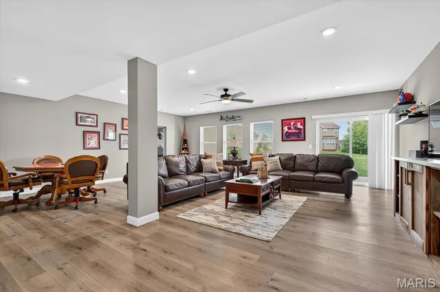 $438,800 | 828 Applewood Creek Drive, Fairview Heights, IL 62208