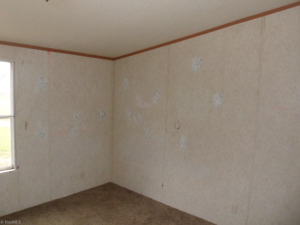 379 Cunningham Brick Yard Road Lexington, NC 27292 - Photo 7 of 10 Gallery Image 7
