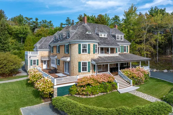 $4,950,000 | 28 Harborside Road, Mount Desert, ME 04662