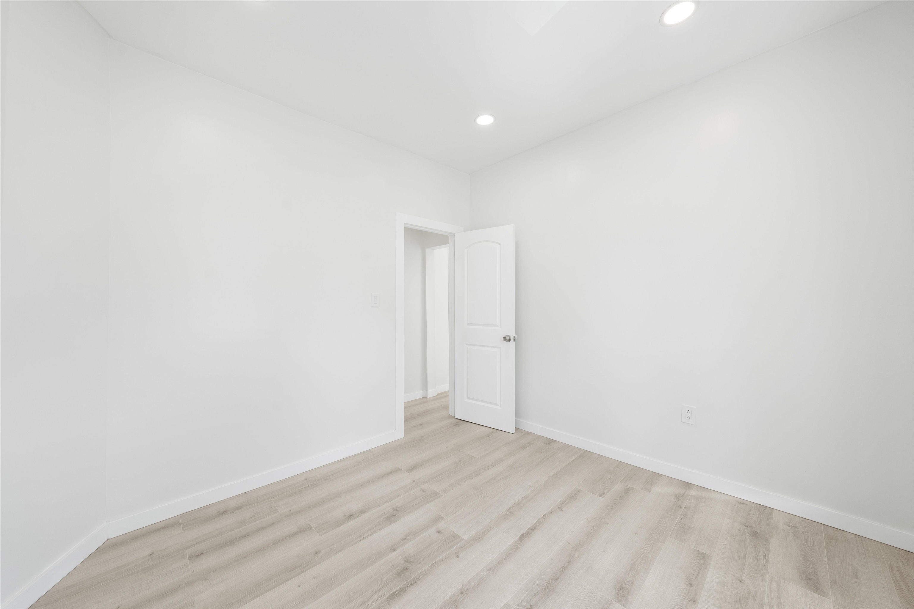 600 67th Street, Unit 1 & LL West New York, NJ 07093 - Photo 11 of 29 a view of an empty room