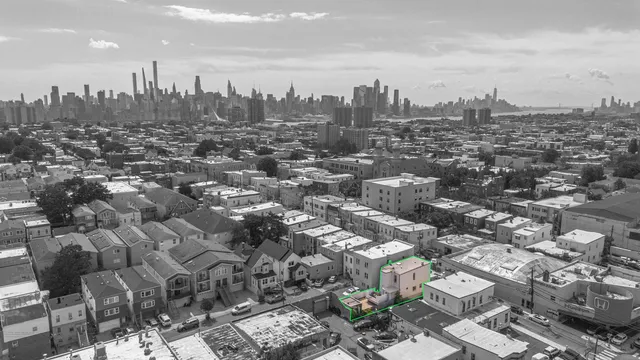 $3,850 | 600 67th Street, Unit 1 & LL, West New York, NJ 07093