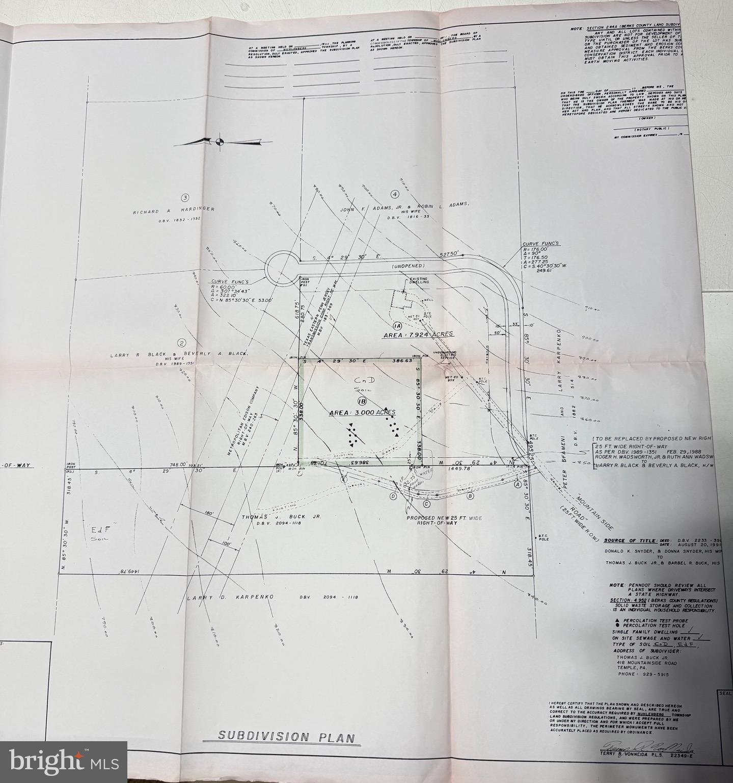 418 Mountainside Road Temple, PA 19560 - Photo 9 of 37