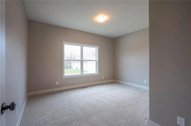 $444,900 | 22609 Cole Court, Peculiar, MO 64078