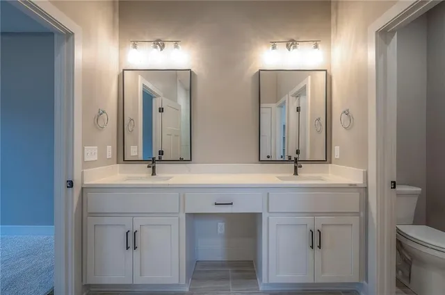 $444,900 | 22609 Cole Court, Peculiar, MO 64078