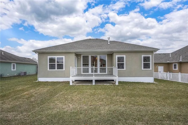 $444,900 | 22609 Cole Court, Peculiar, MO 64078