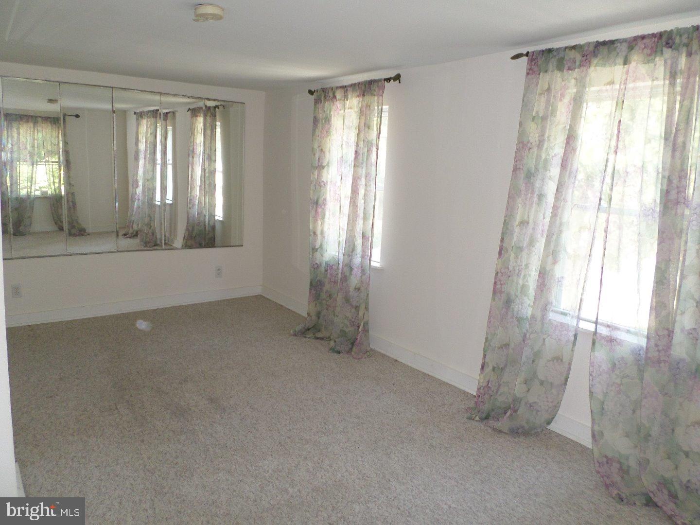 504 Oakshade Road Shamong, NJ 08088 - Photo 9 of 20 Gallery Image 9