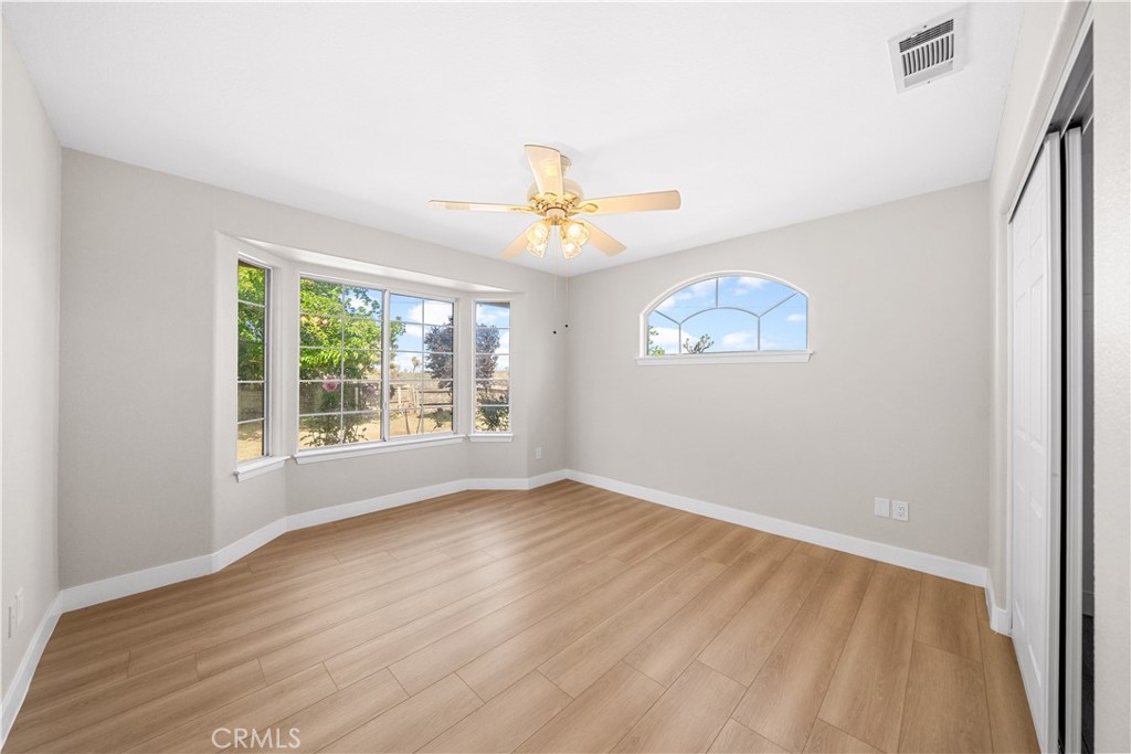 11670 Nevada Road Phelan, CA 92371 - Photo 16 of 36