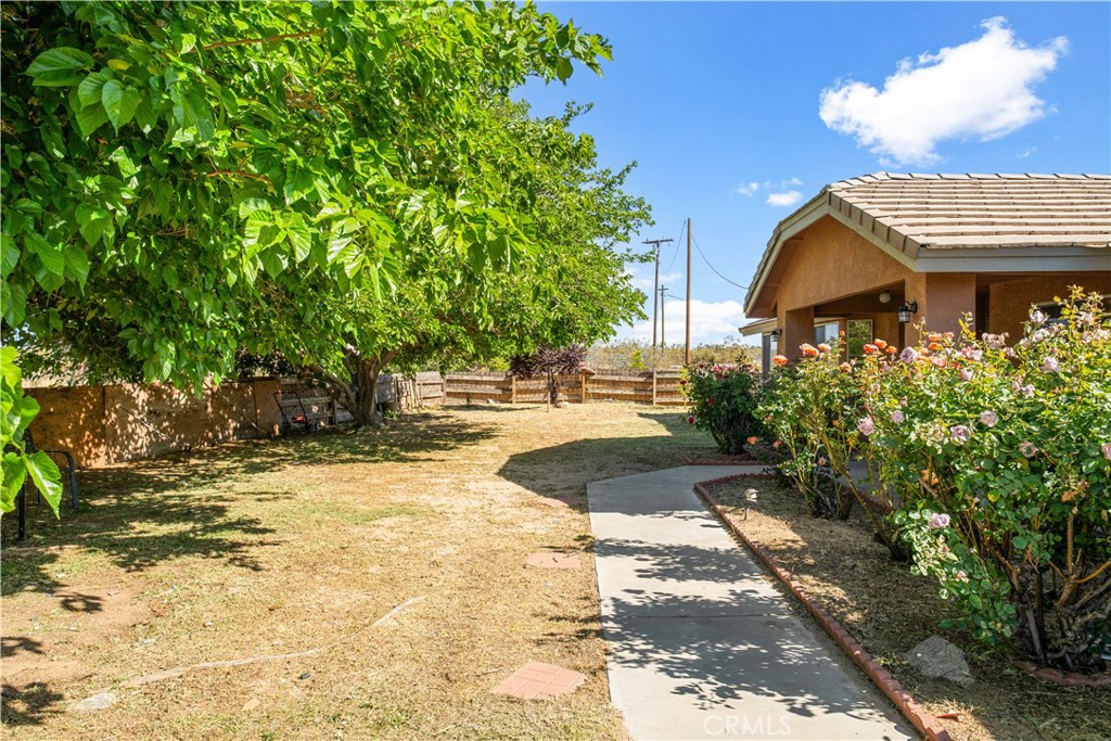 11670 Nevada Road Phelan, CA 92371 - Photo 19 of 36