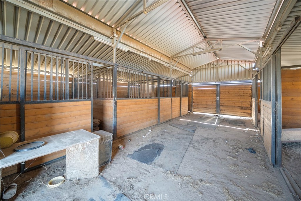 11670 Nevada Road Phelan, CA 92371 - Photo 28 of 36